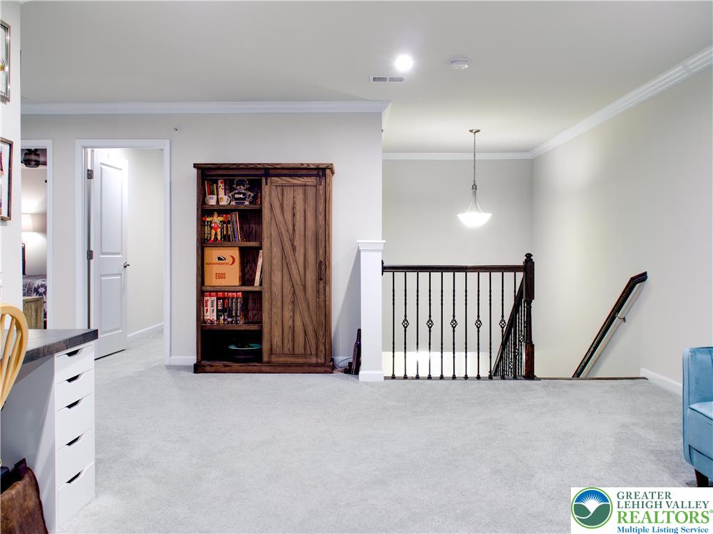 2428 Raya Way Property Photo 13