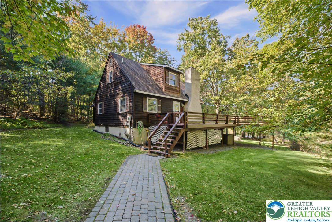 7146 Moss Drive Property Photo 1