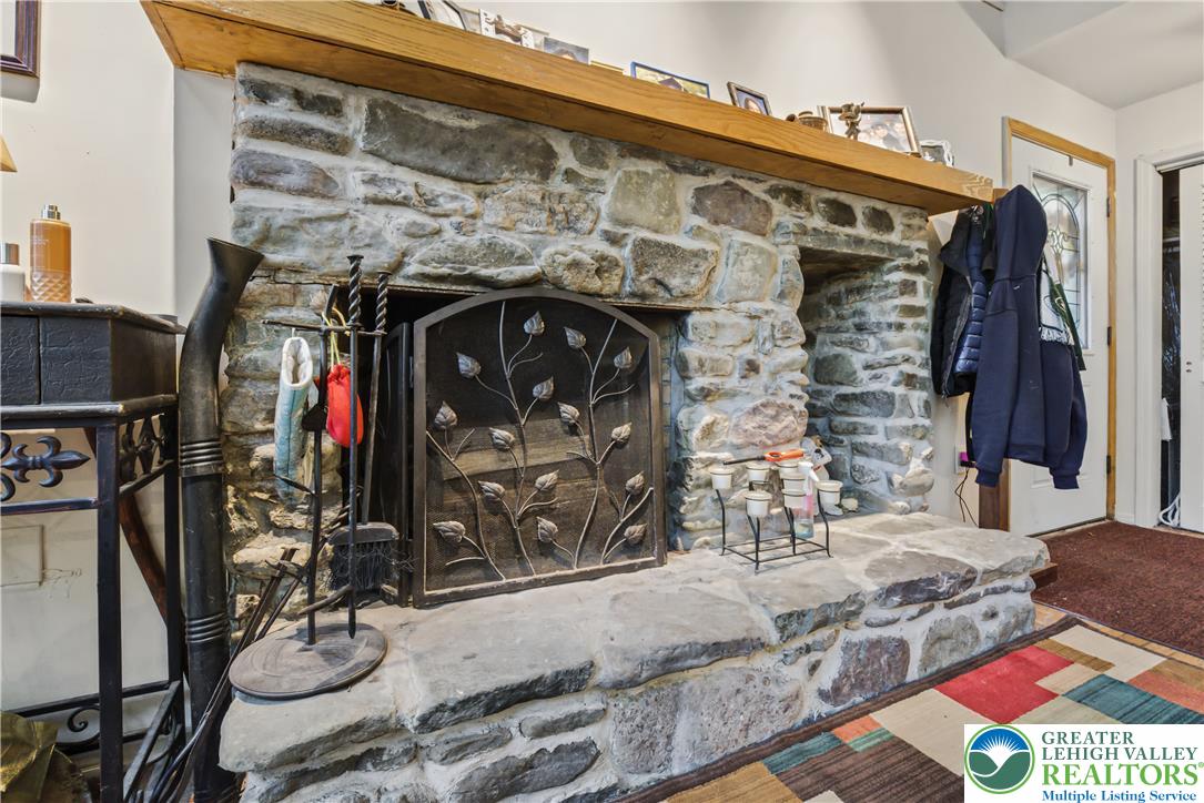 7146 Moss Drive Property Photo 12