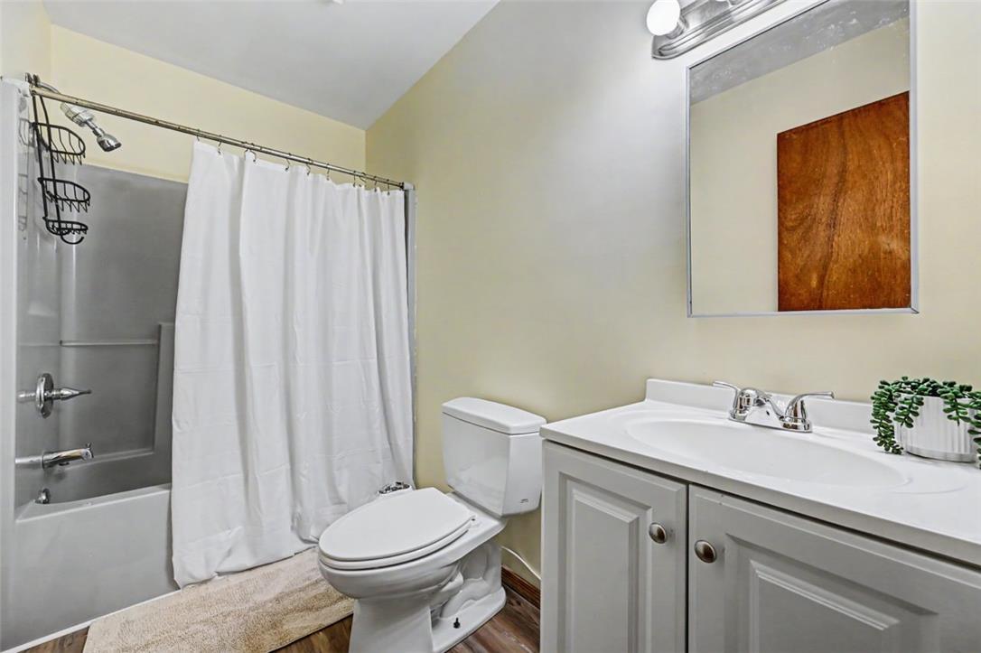 7193 Falstaff Drive Property Photo 24