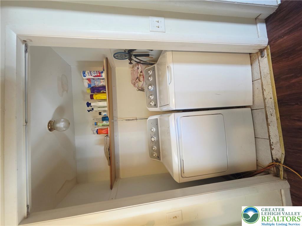 722 Bushkill Street Property Photo 7