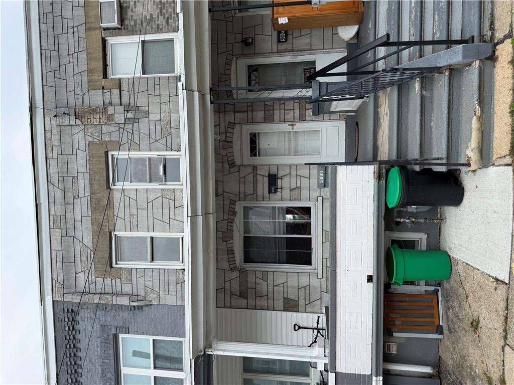502 South Bradford 1 Property Photo 1
