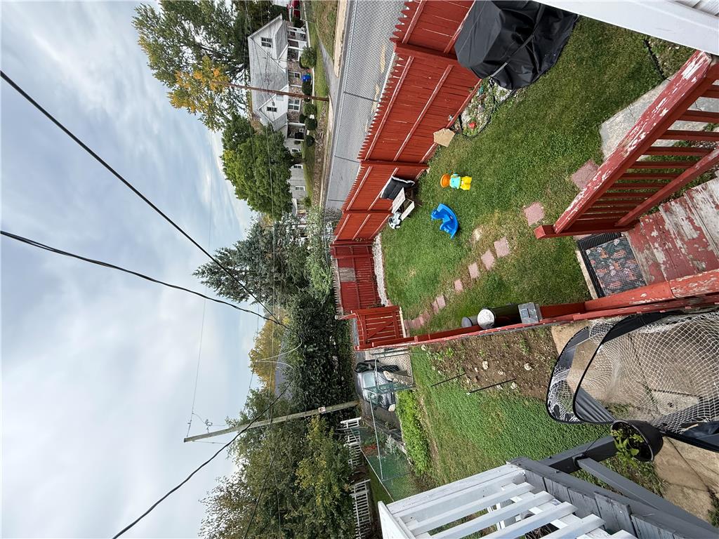502 South Bradford 1 Property Photo 9