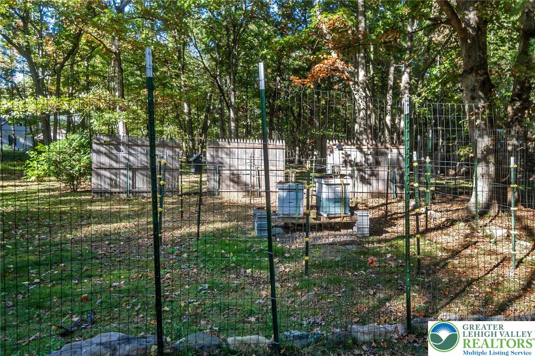 102 Mountain View Drive Property Photo 4