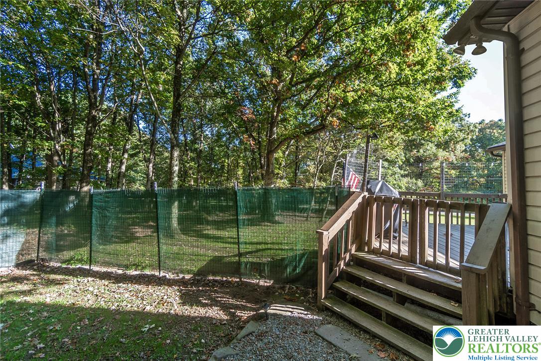 102 Mountain View Drive Property Photo 8