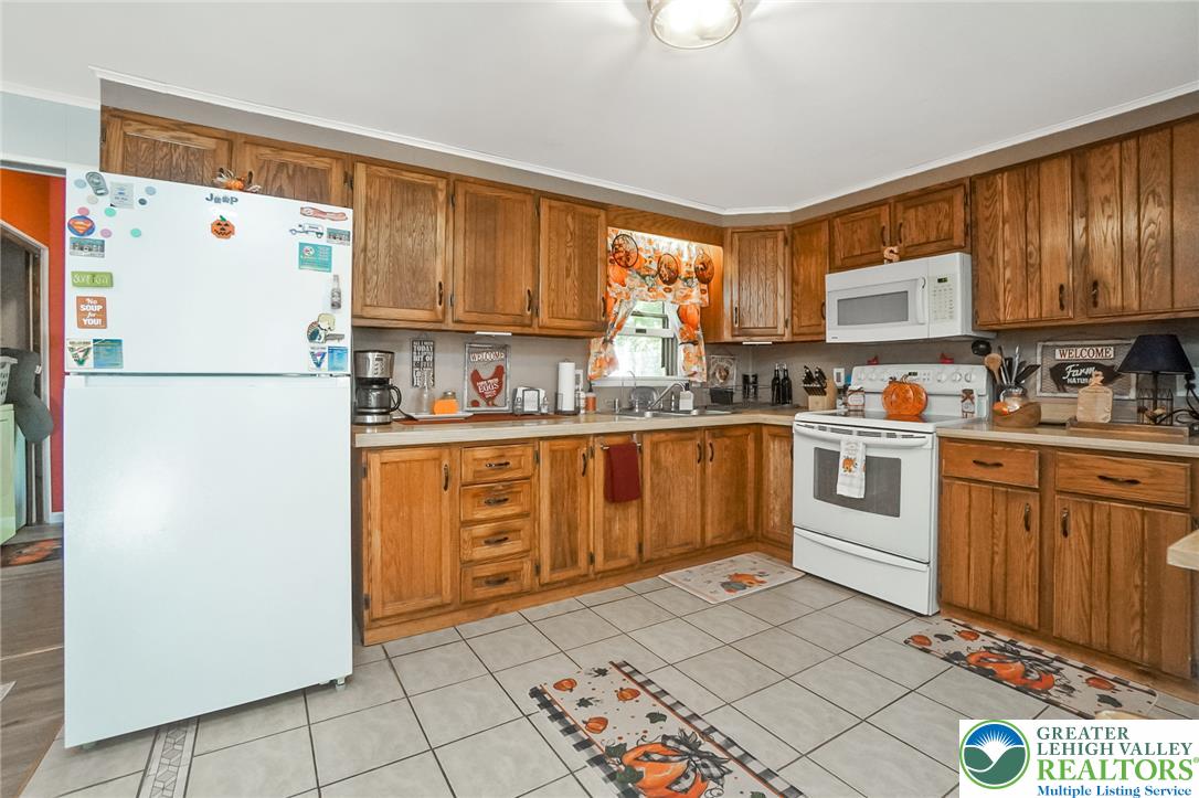 102 Mountain View Drive Property Photo 14