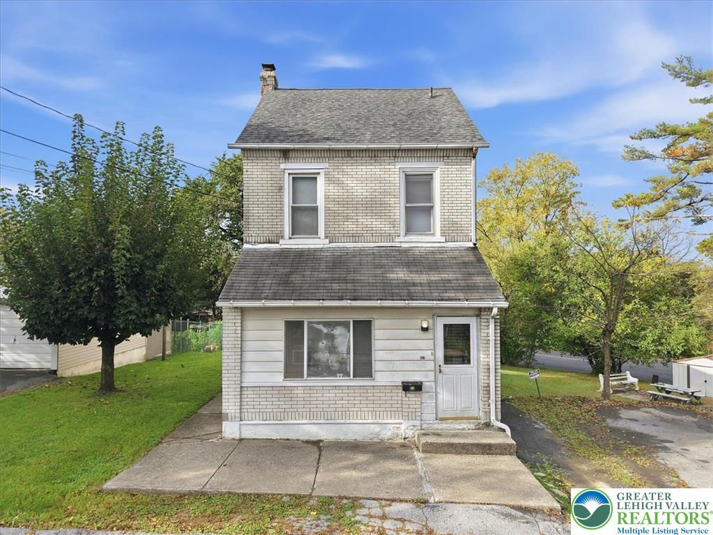 658 S. Woodward Street Property Photo 1