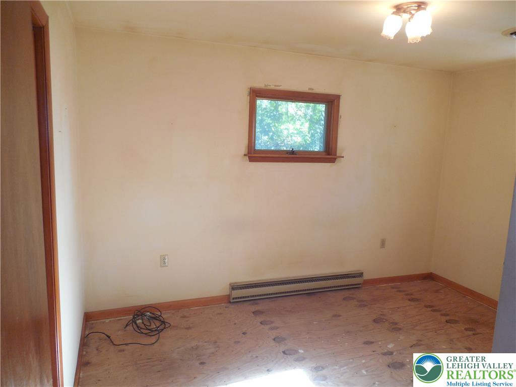 148 West Moorestown Road Property Photo 15