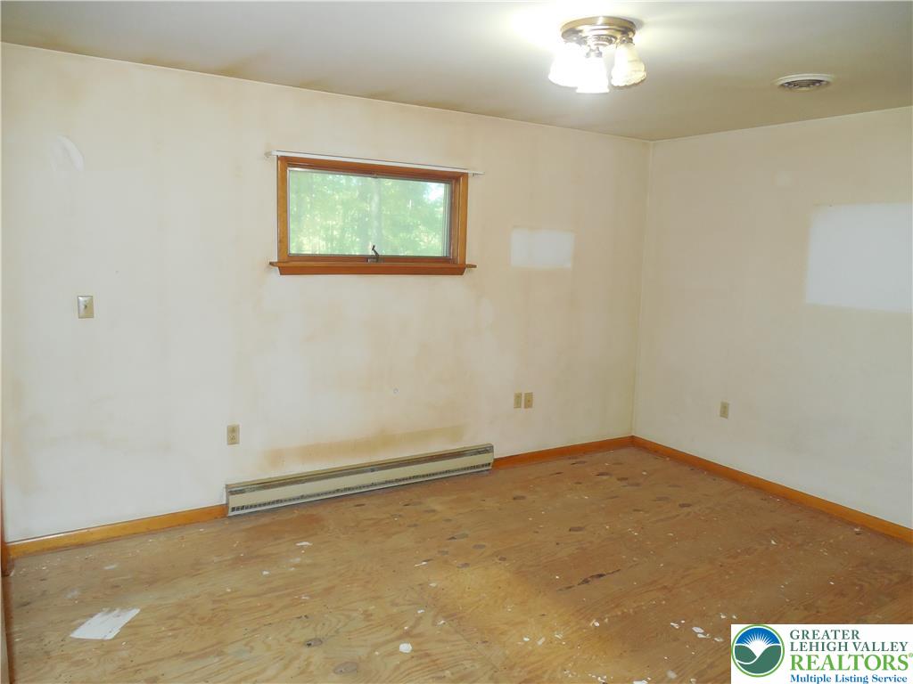 148 West Moorestown Road Property Photo 19