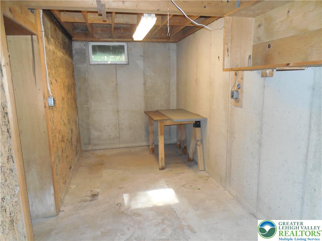 148 West Moorestown Road Property Photo 20