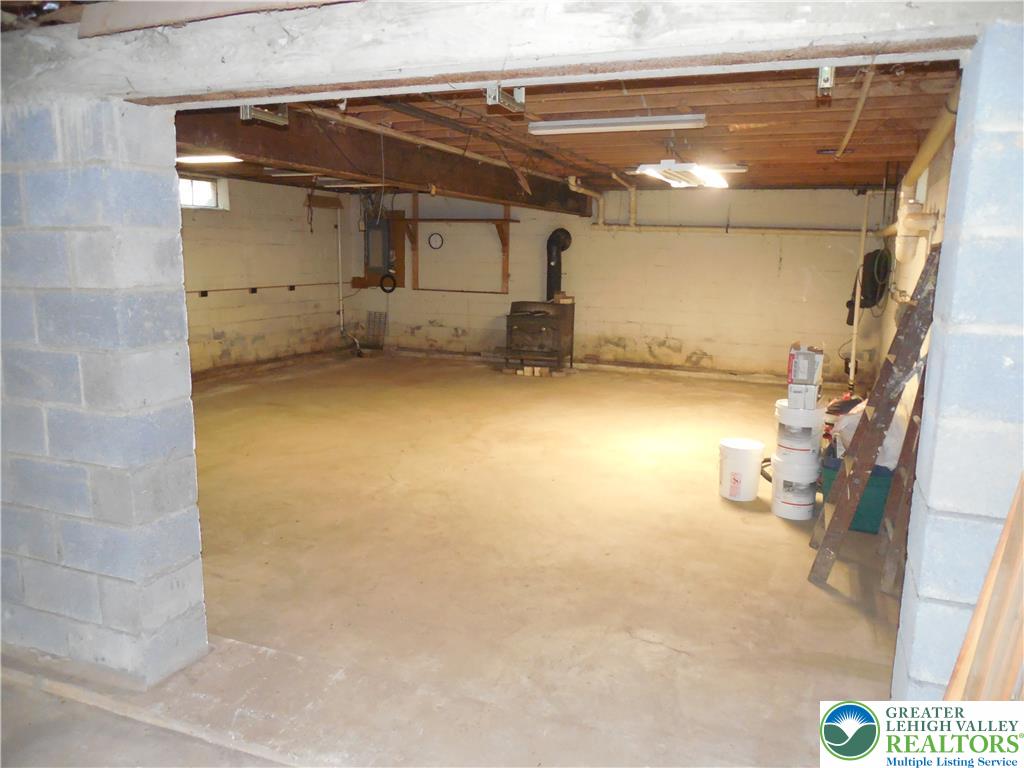 148 West Moorestown Road Property Photo 24