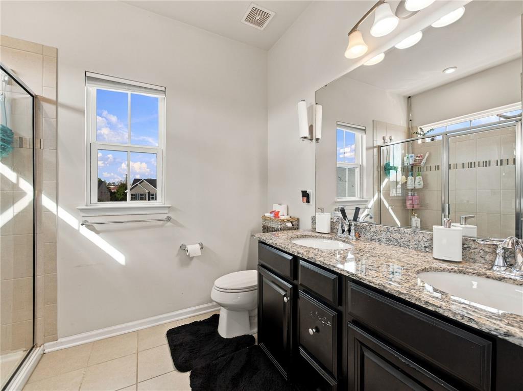 2433 Emanuel Court Property Photo 18