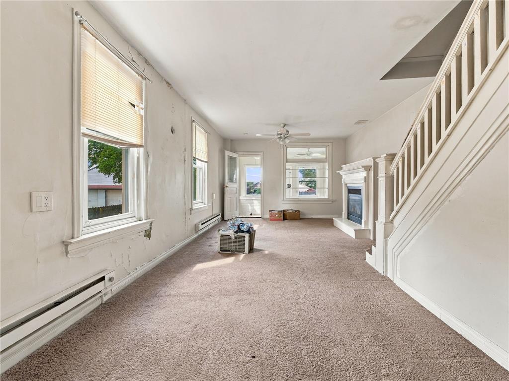 1227 Marlow Street Property Photo 9