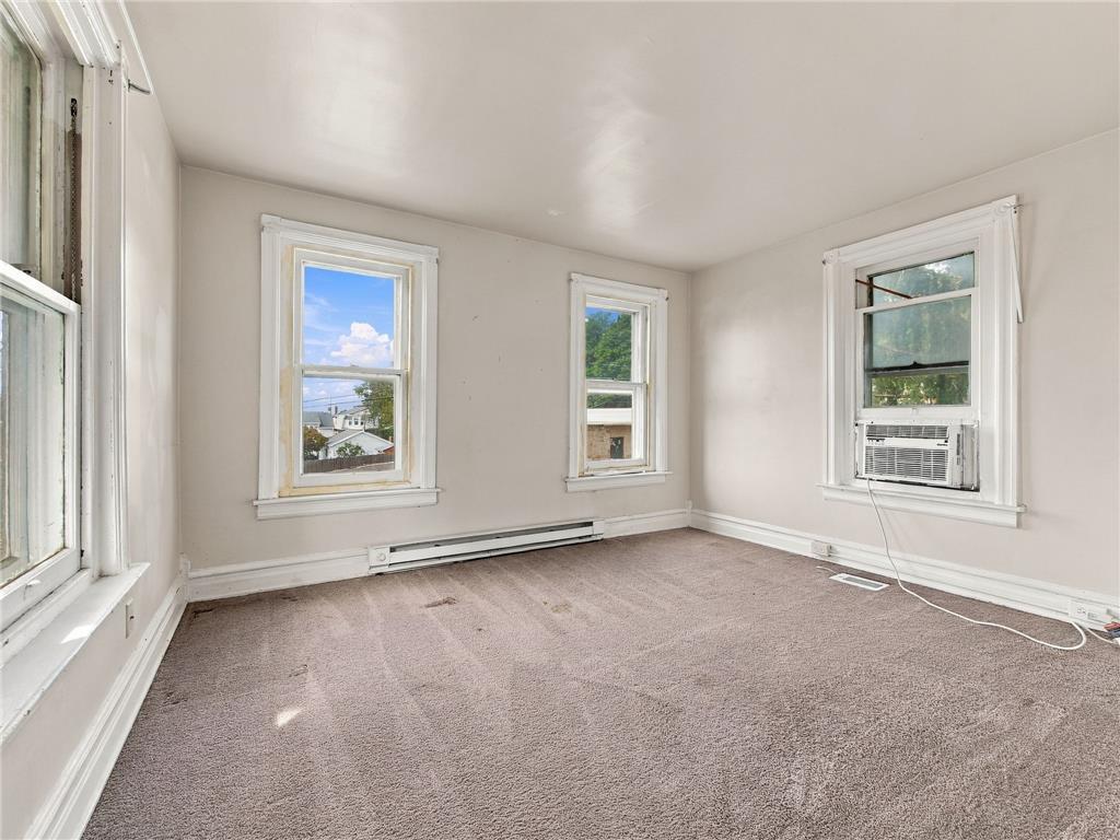 1227 Marlow Street Property Photo 14