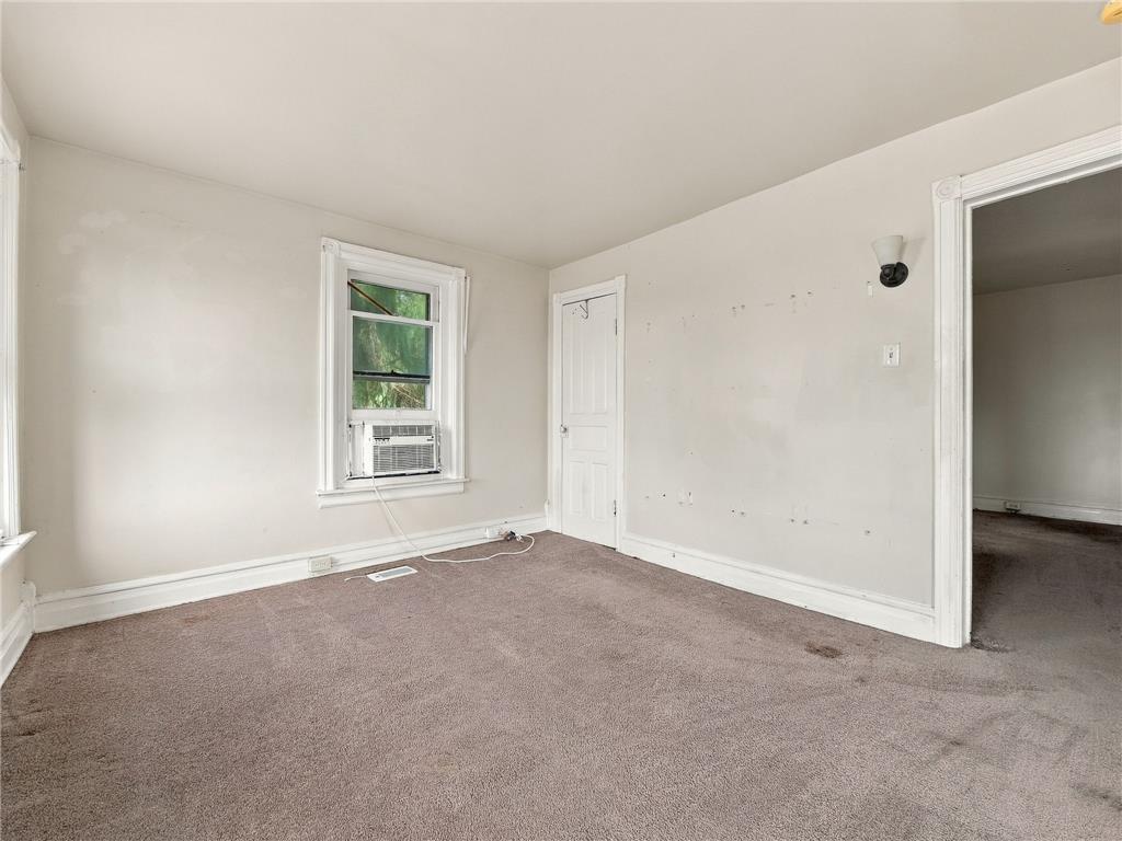 1227 Marlow Street Property Photo 15