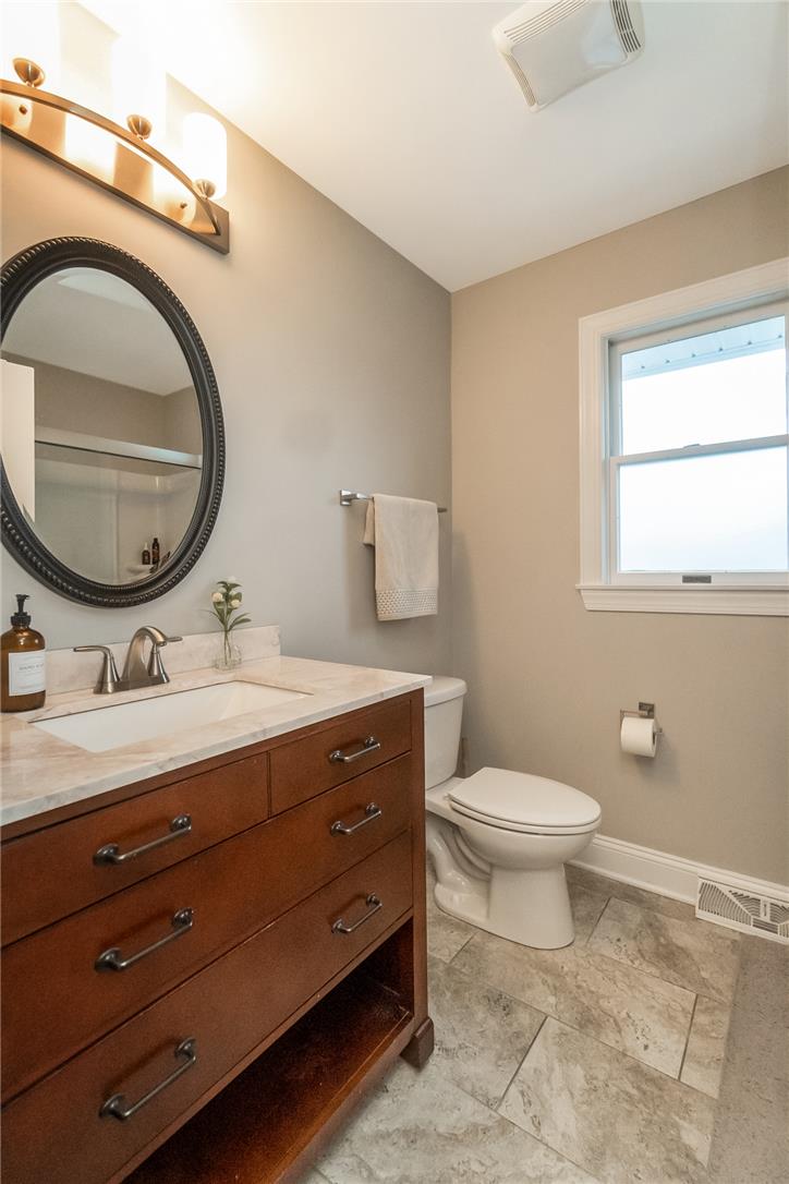 755 Yorkshire Road Property Photo 41
