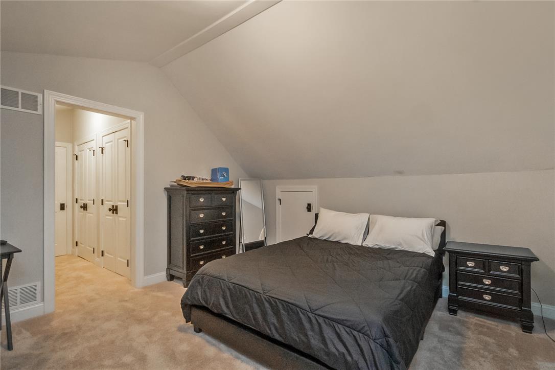 755 Yorkshire Road Property Photo 42