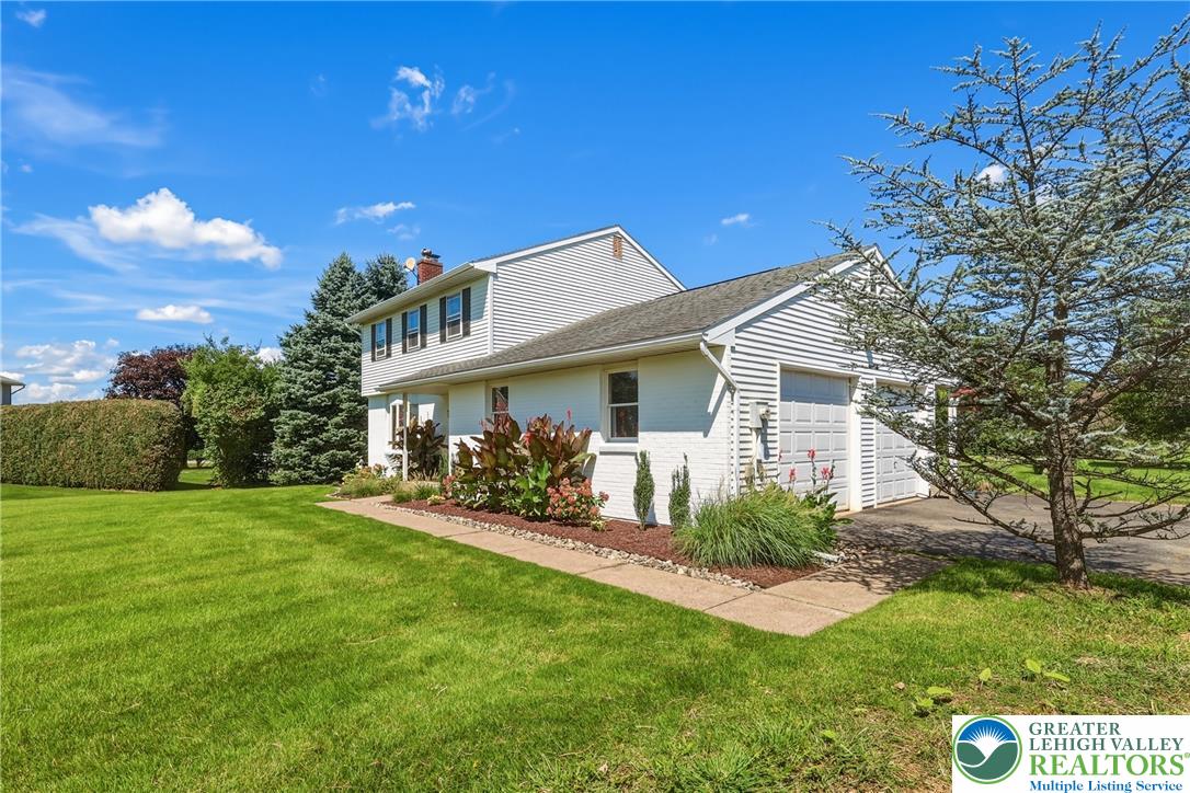 6962 Salinka Square Property Photo 10