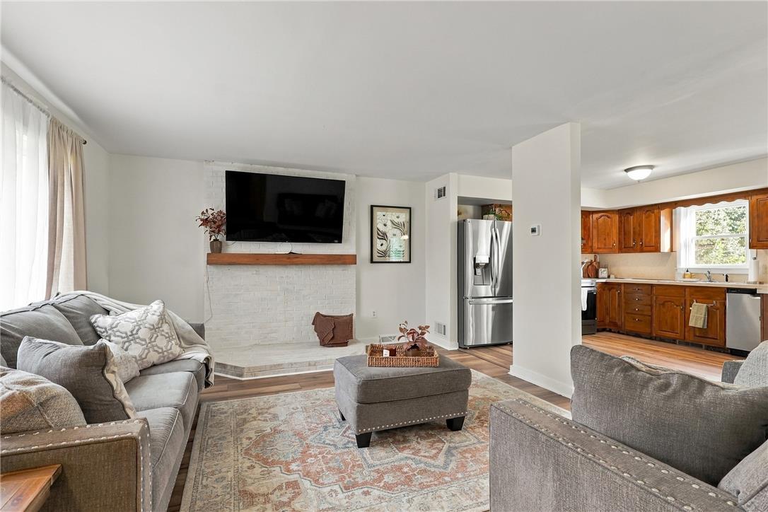 6962 Salinka Square Property Photo 13