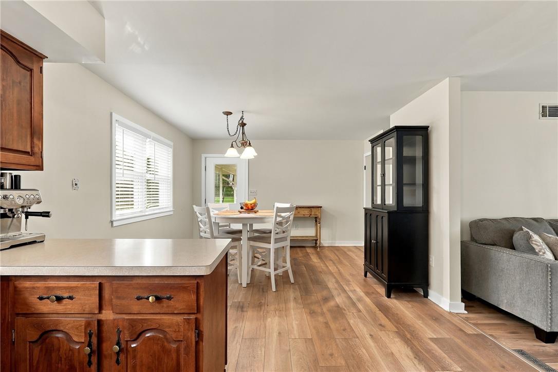 6962 Salinka Square Property Photo 24