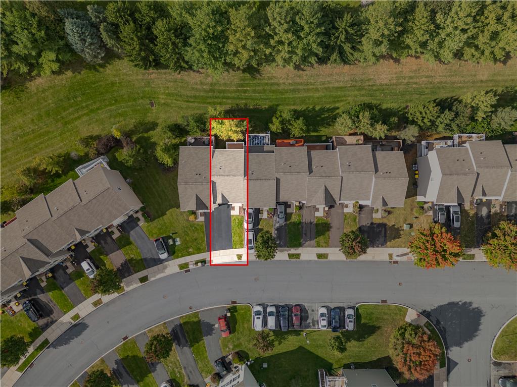 1122 Sparrow Way Property Photo 14