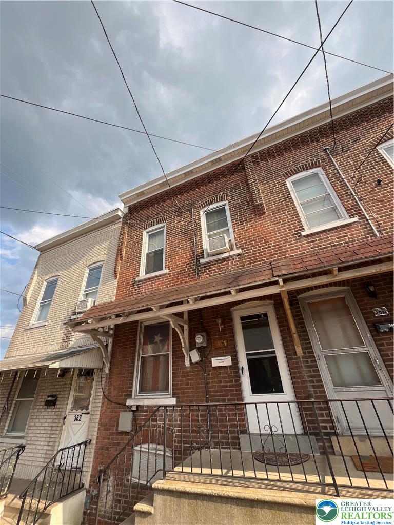 364 Green Street Property Photo 1