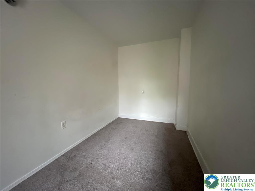 364 Green Street Property Photo 6