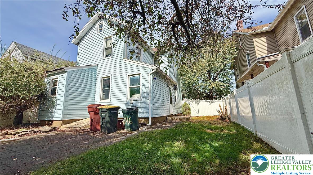 146 East Union Street Property Photo 3