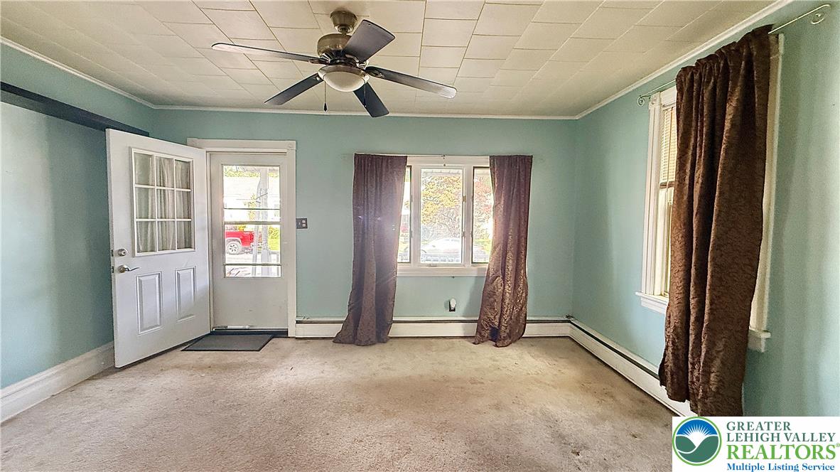 146 East Union Street Property Photo 4