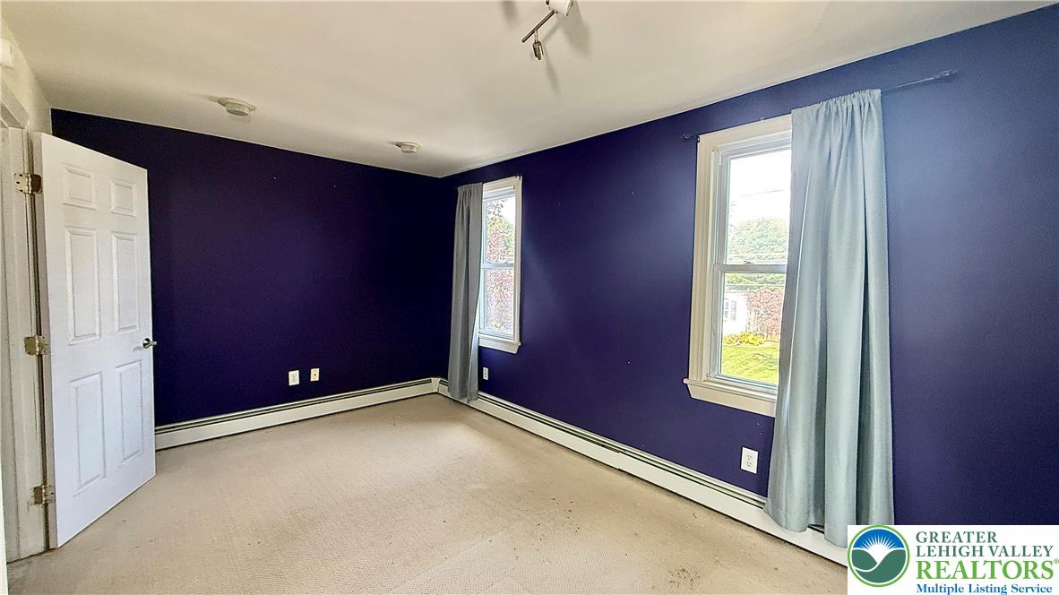 146 East Union Street Property Photo 14