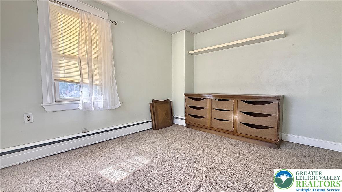 146 East Union Street Property Photo 17