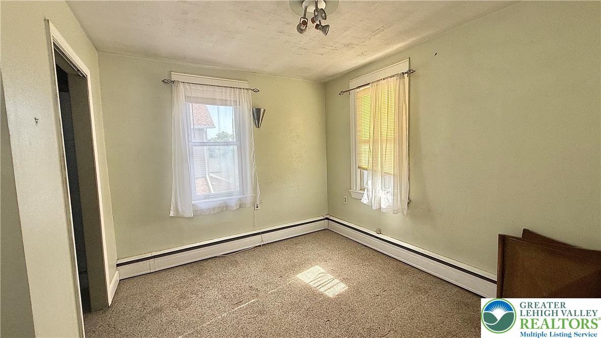 146 East Union Street Property Photo 18