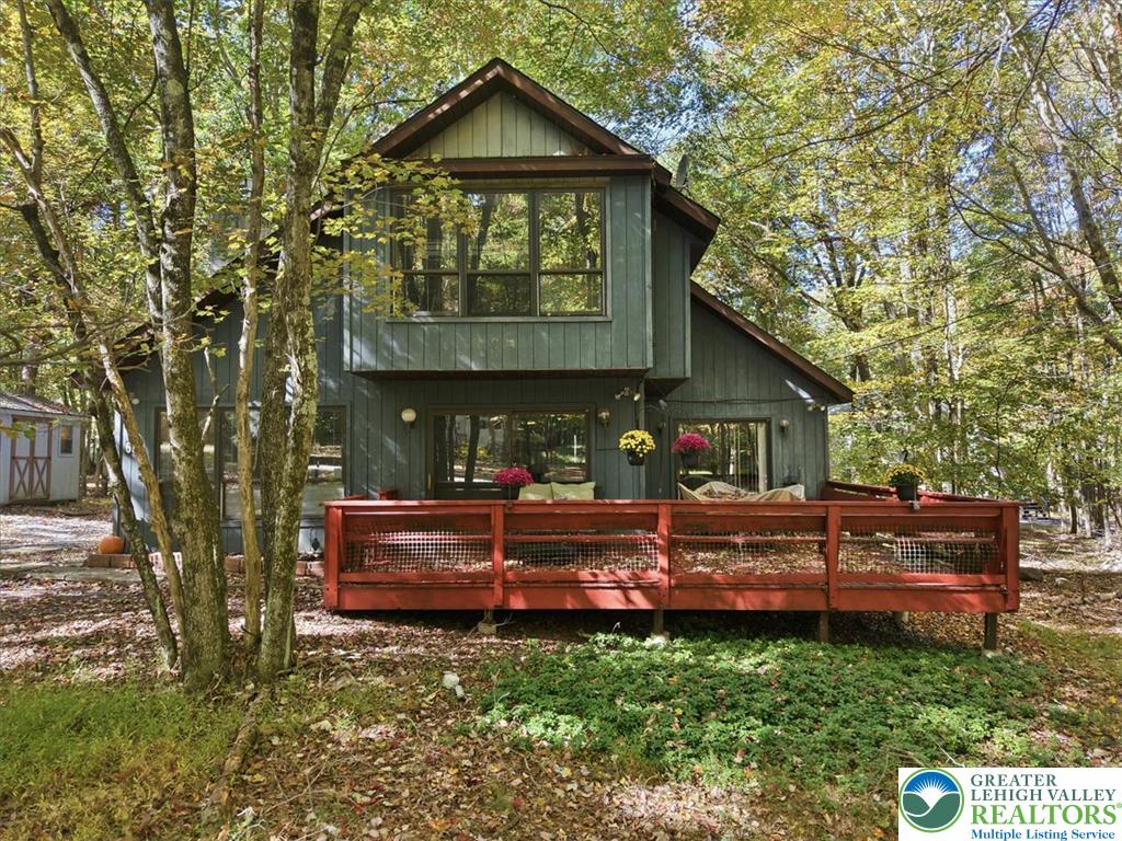 69 Guest Circle Property Photo 4