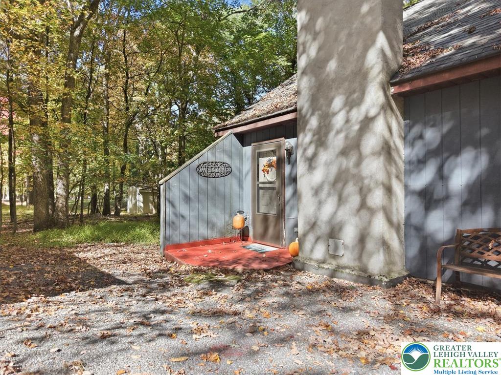 69 Guest Circle Property Photo 7