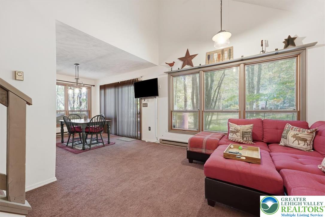 69 Guest Circle Property Photo 13