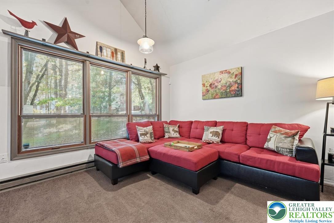 69 Guest Circle Property Photo 14