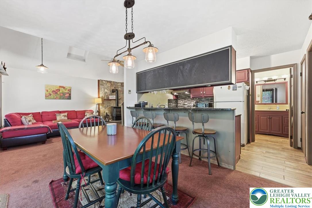 69 Guest Circle Property Photo 17