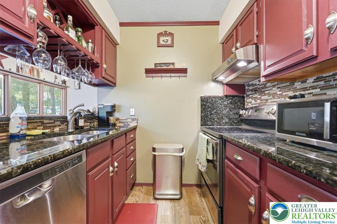 69 Guest Circle Property Photo 21