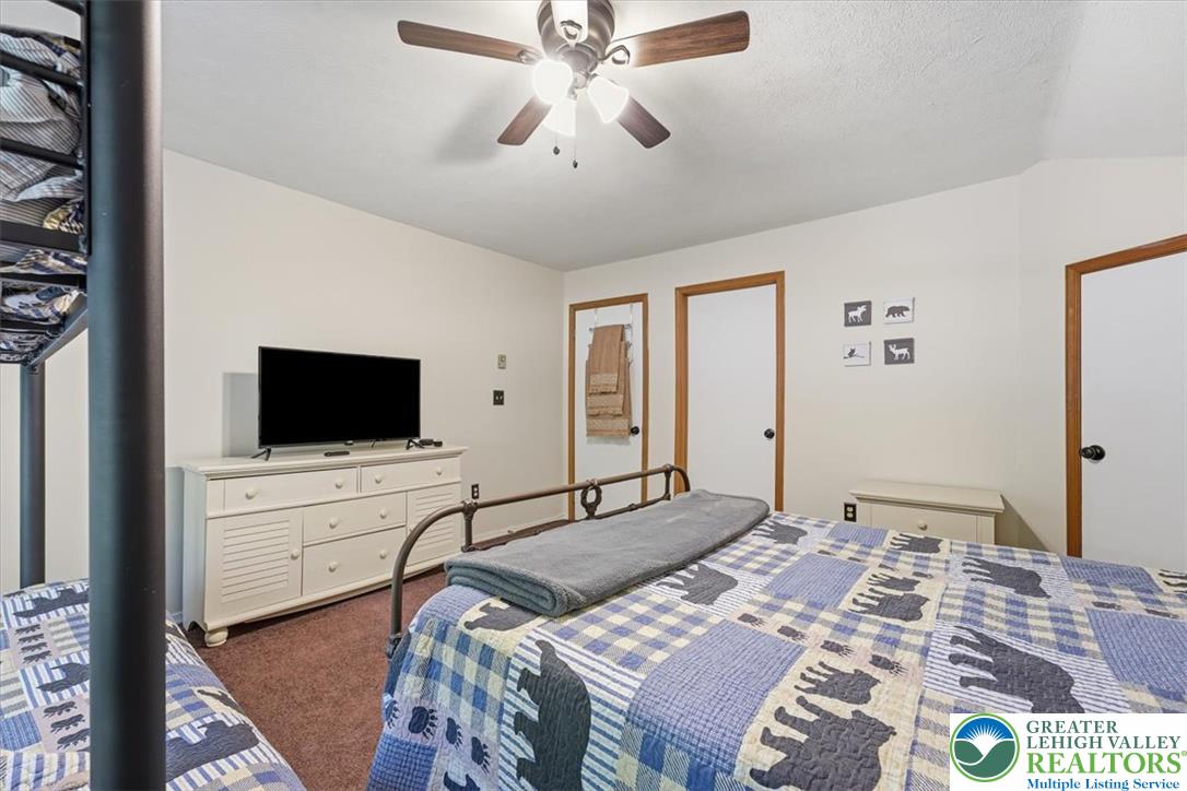 69 Guest Circle Property Photo 32