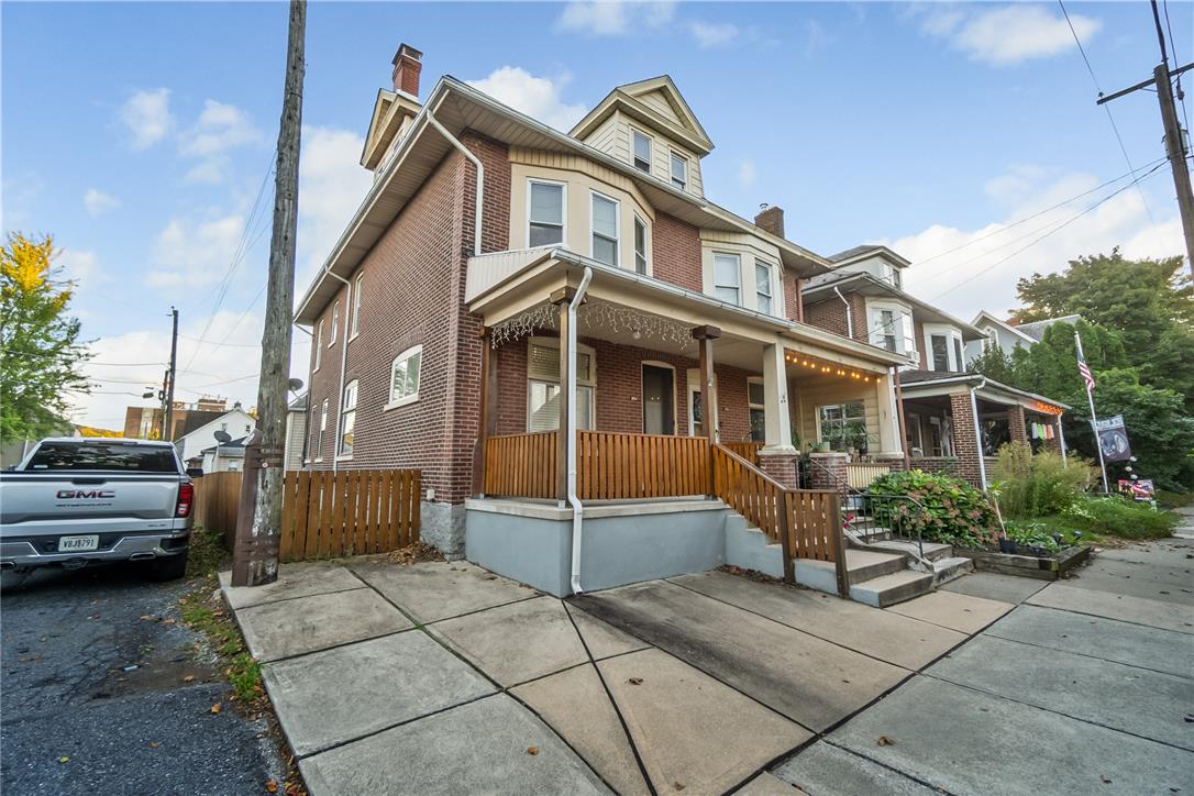 525 Prospect Avenue Property Photo 3