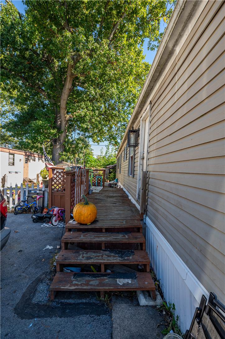 5002 Route 309 640 Property Photo 2