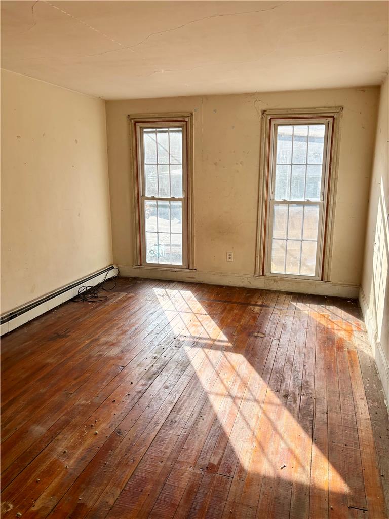 12 North Street Property Photo 8