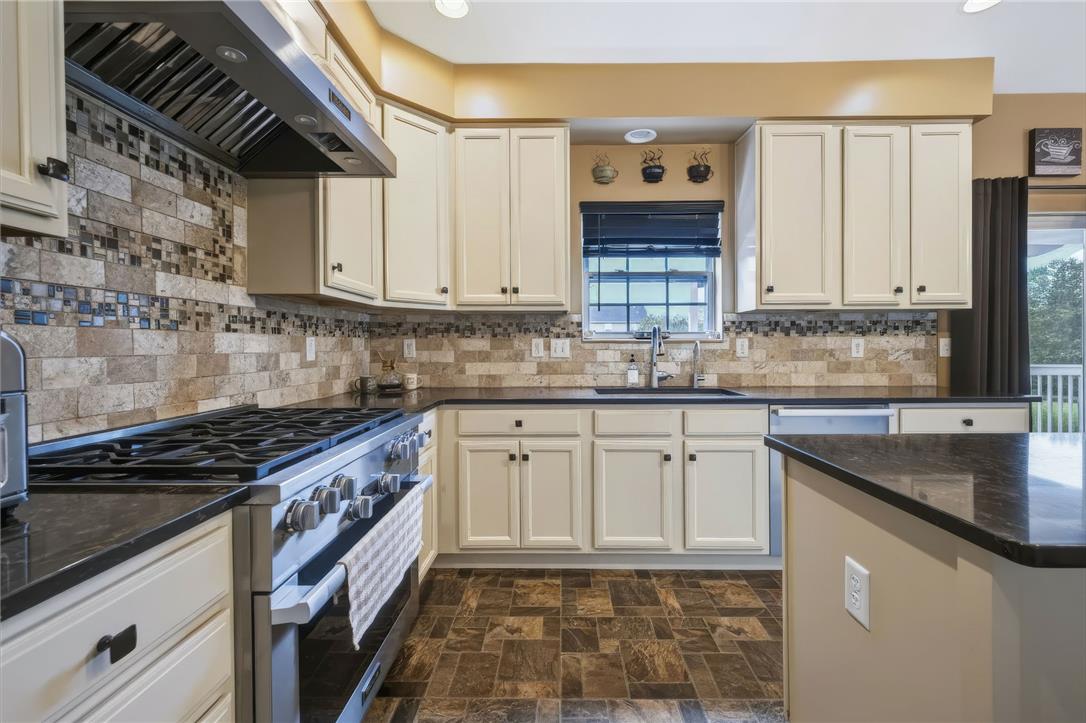 9639 Dogwood Lane Property Photo 11