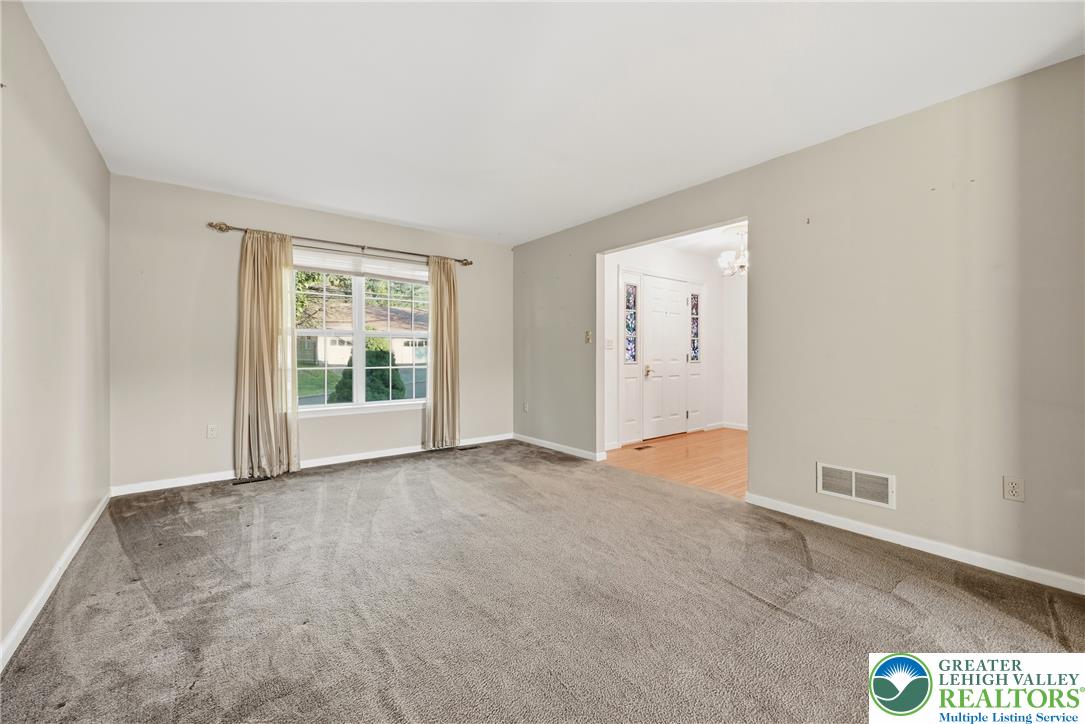5660 North Coplay Road Property Photo 5