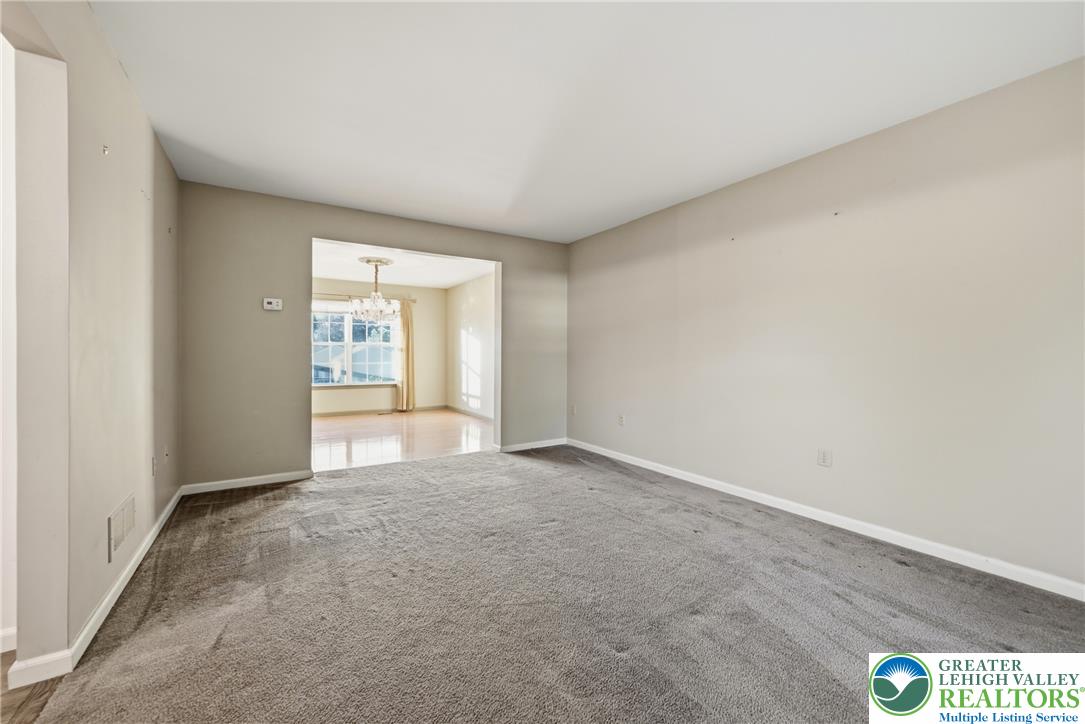 5660 North Coplay Road Property Photo 6