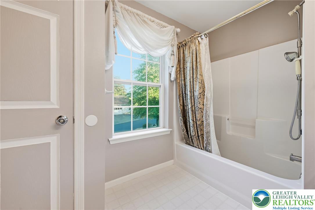 5660 North Coplay Road Property Photo 18