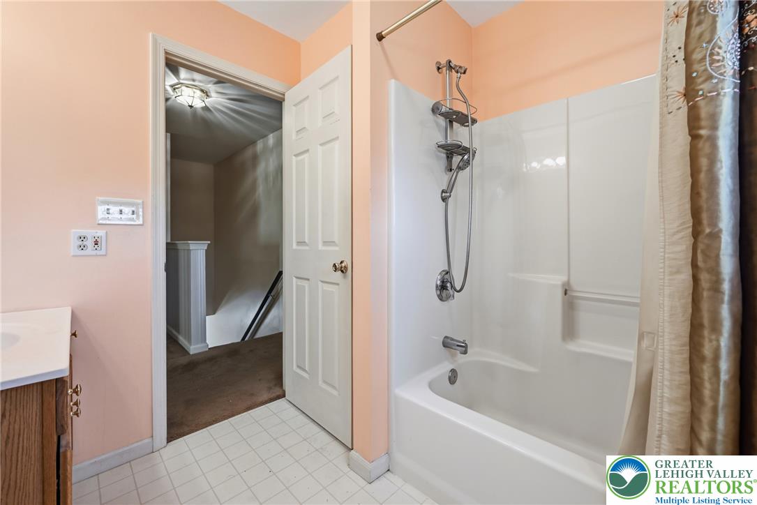 5660 North Coplay Road Property Photo 22