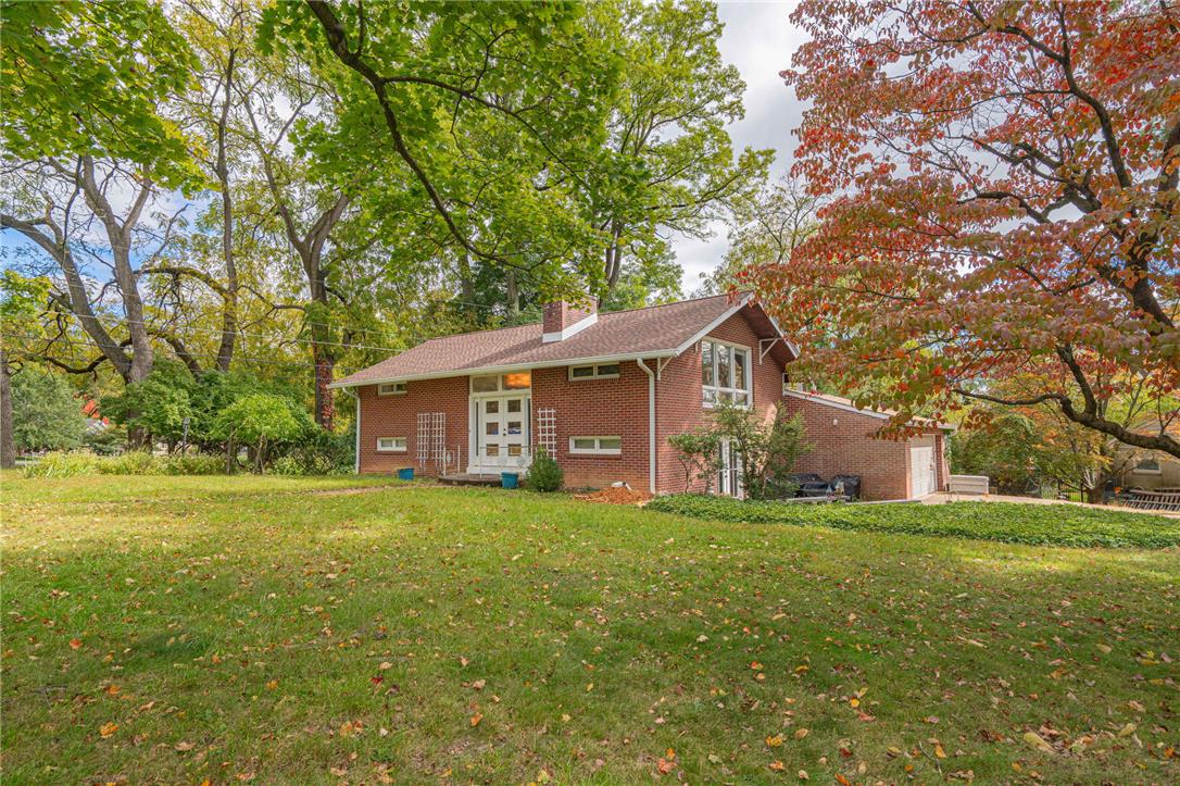 215 Moreland Avenue Property Photo 3