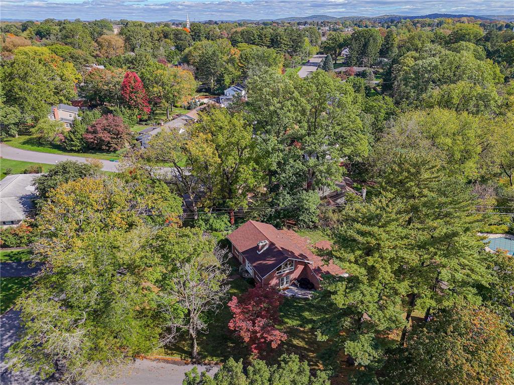 215 Moreland Avenue Property Photo 10