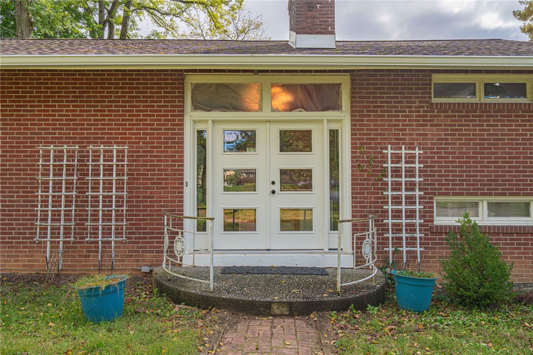 215 Moreland Avenue Property Photo 12